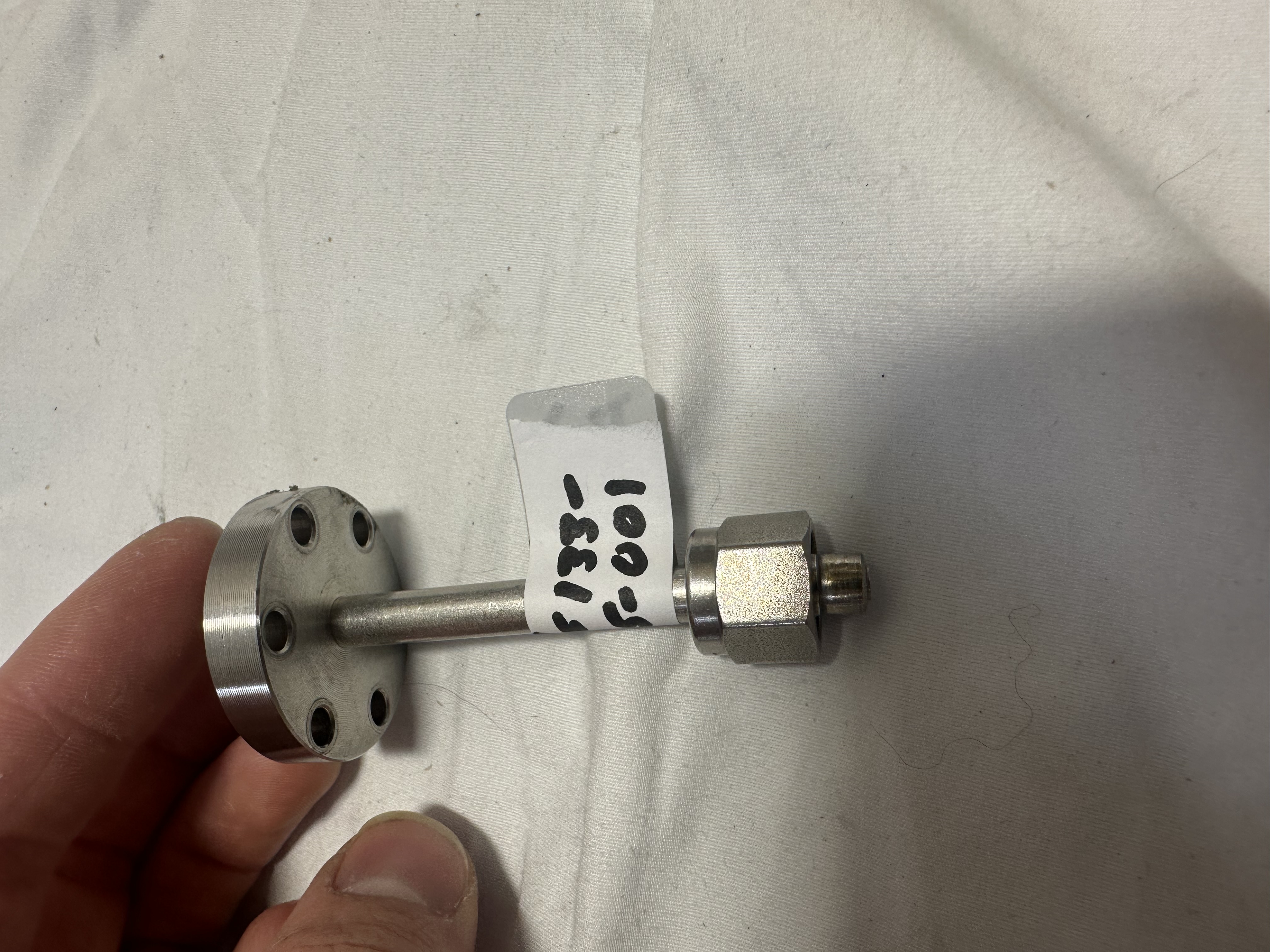 CF1.33 to 1/4" Flare Vacuum Adapter view 2