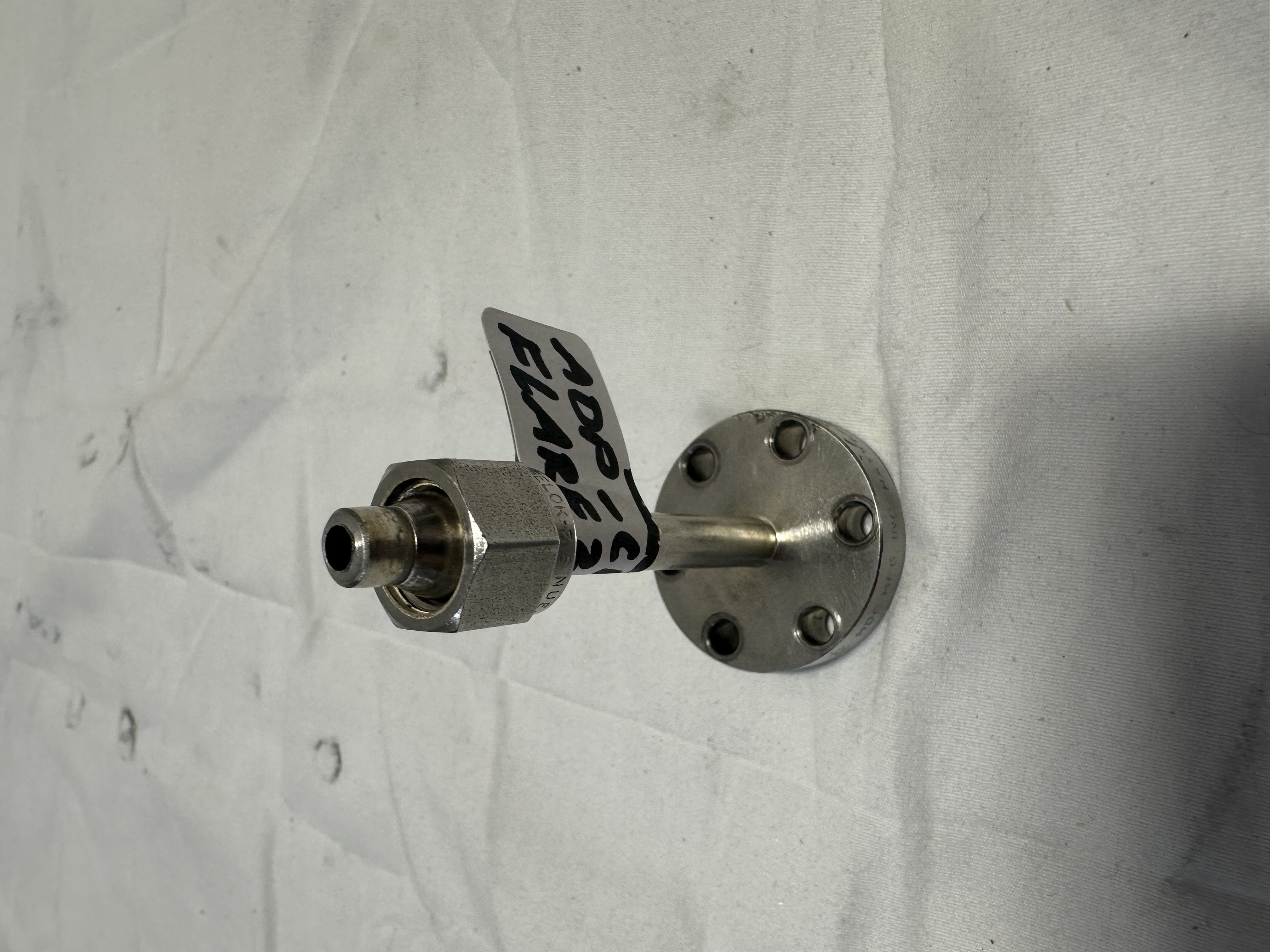 CF1.33 to 1/4" Flare Vacuum Adapter view 4