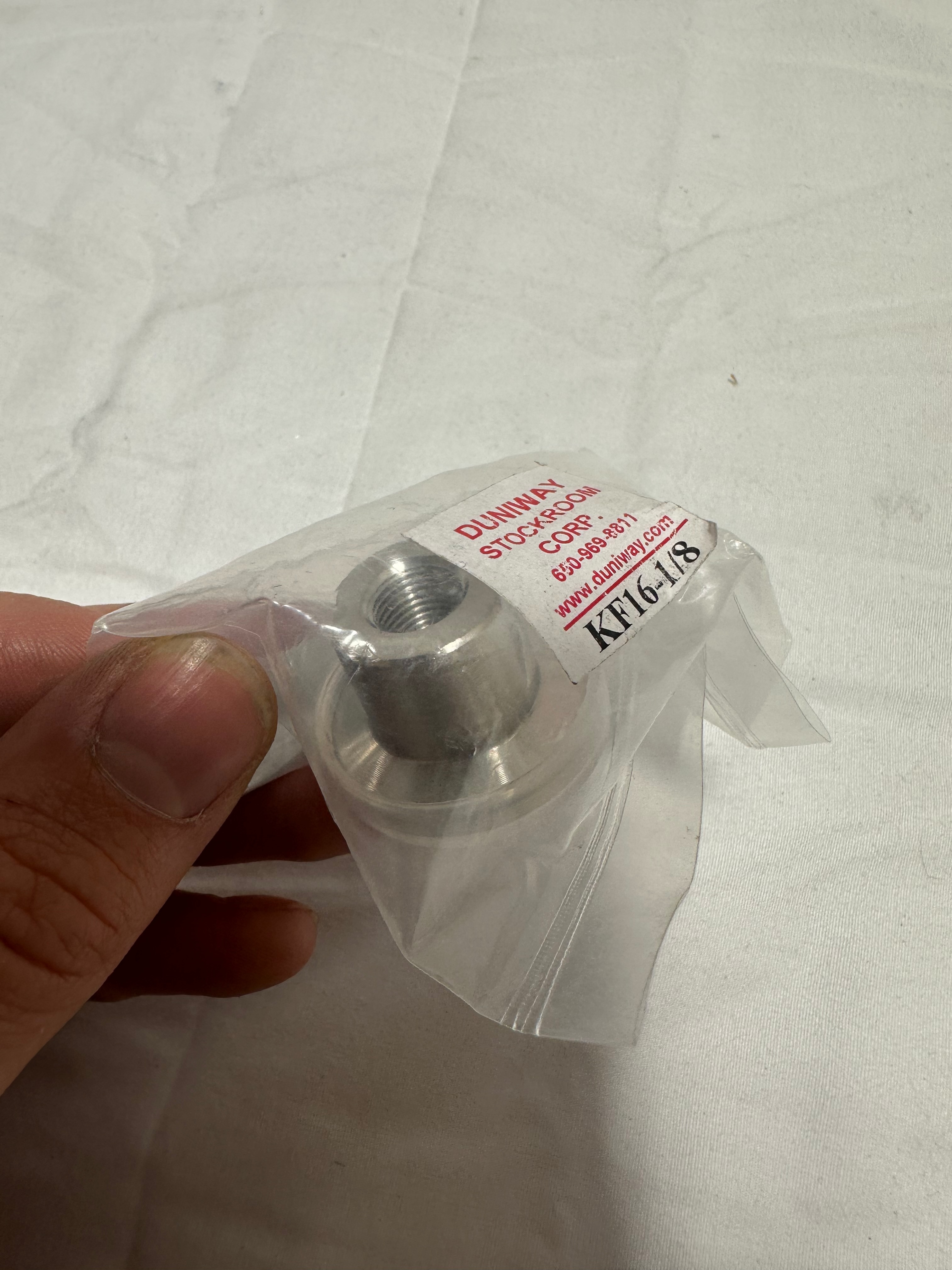 Duniway Stockroom Adapter, KF16 to NPT-125 view 2