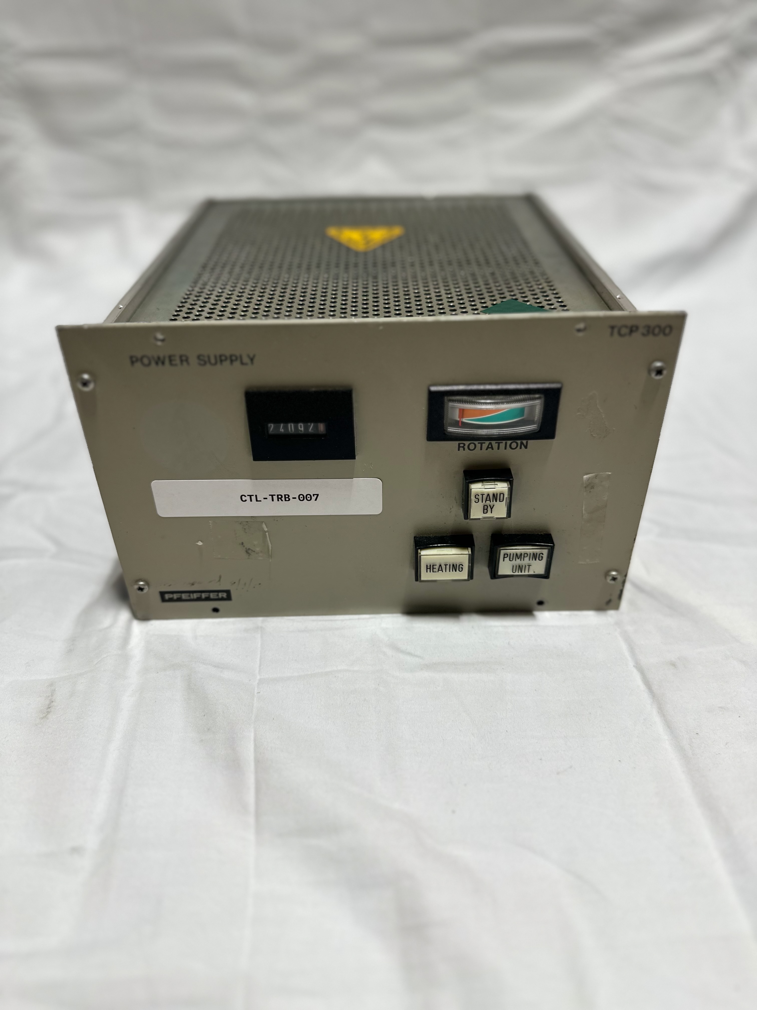 Pfeiffer TCP300 Turbo pump controller