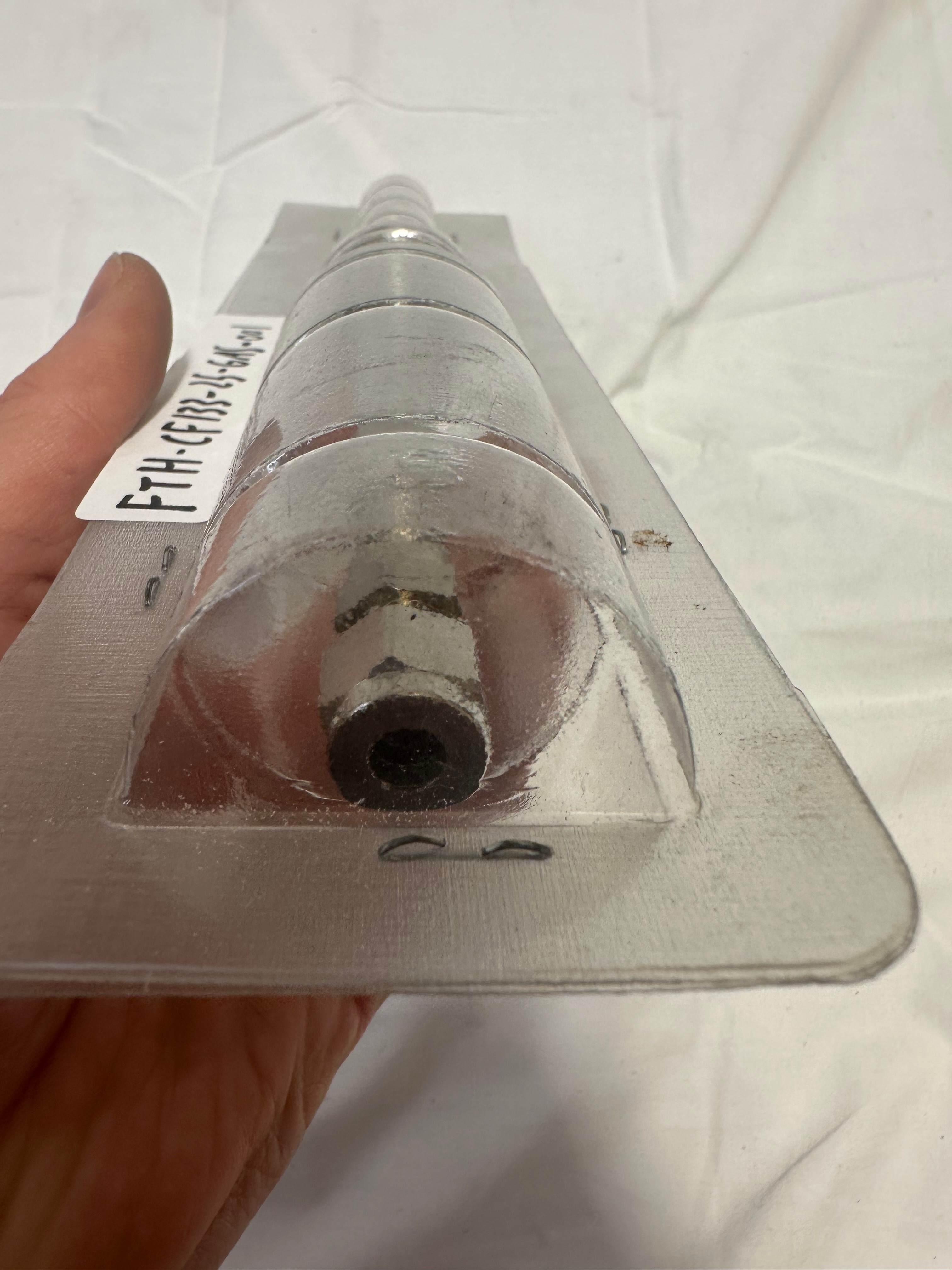 CF1.33 gas feedthrough view 2