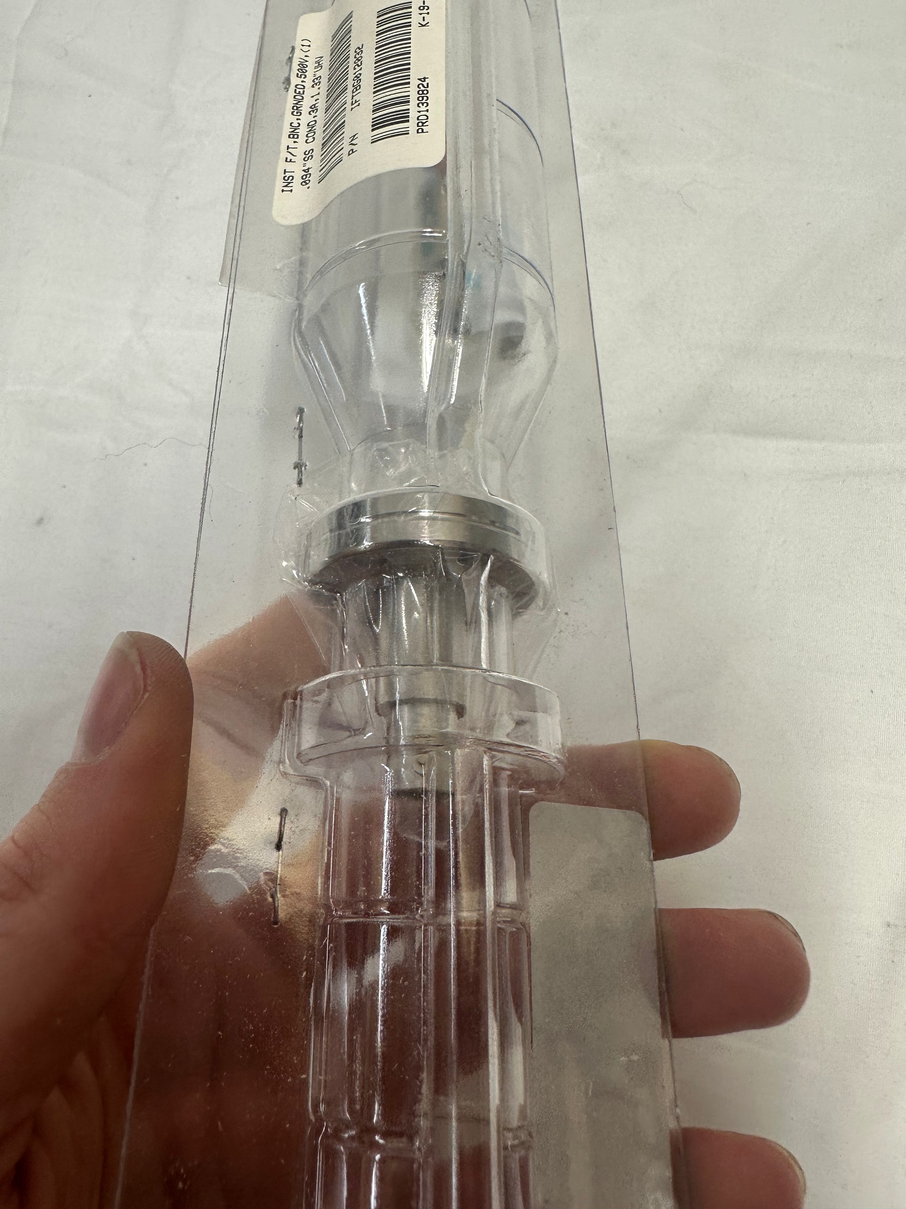 IFTBG012032 CF1.33 coax feedthrough view 2