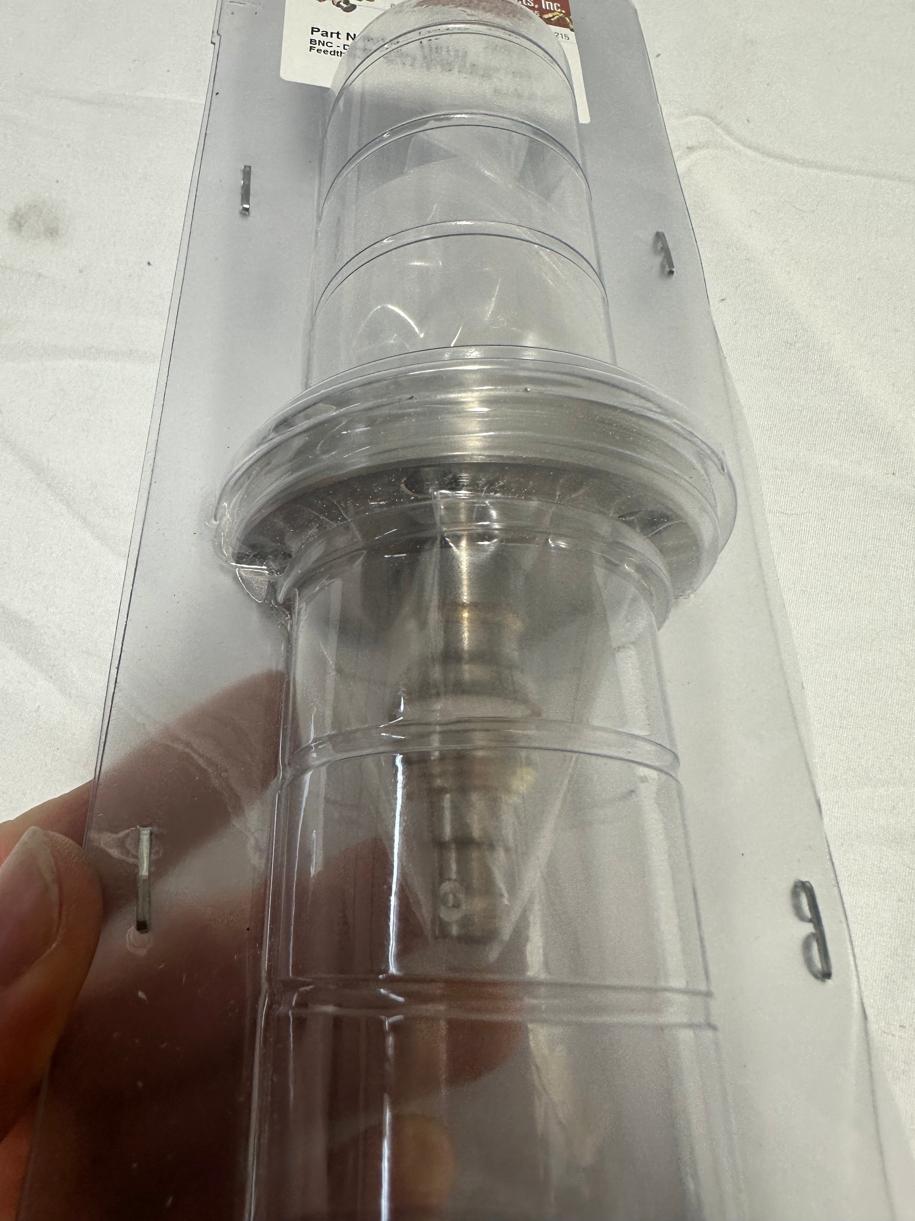 Accu-Glass 110132 CF2.75 coax feedthrough view 3