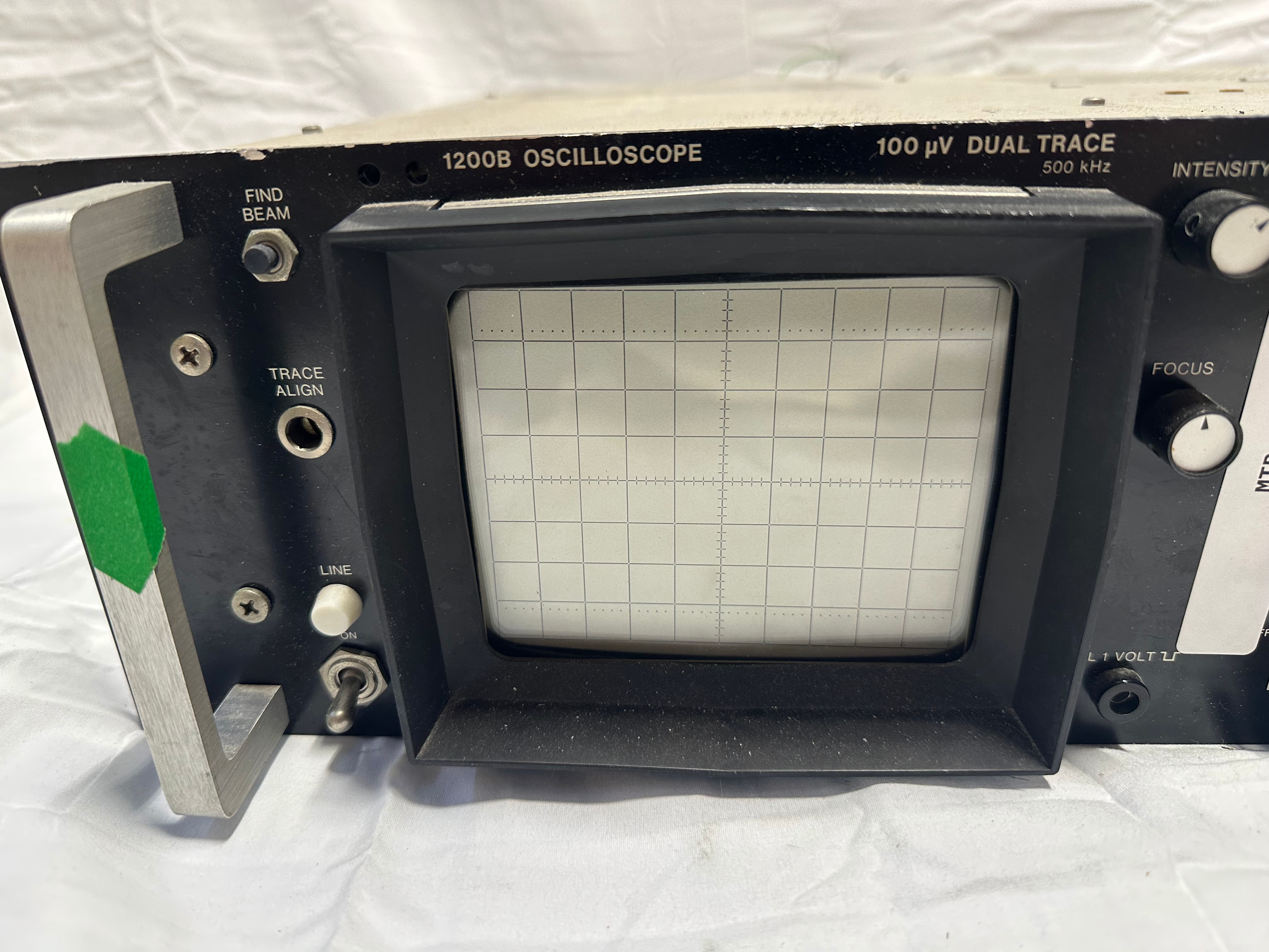 HP 1200B Oscilliscope Meter view 3