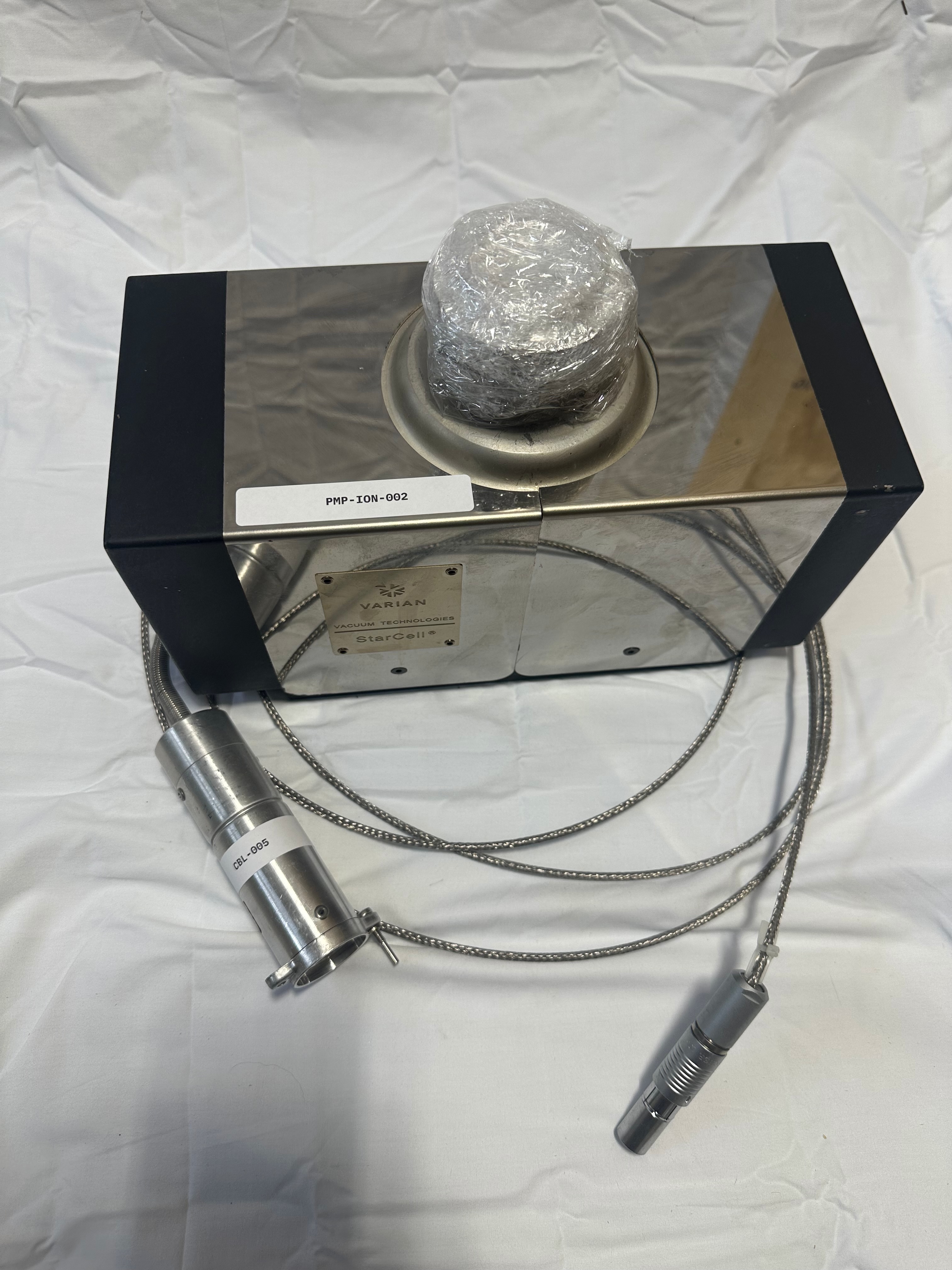Varian Starcell plus 40 Ion pump view 4