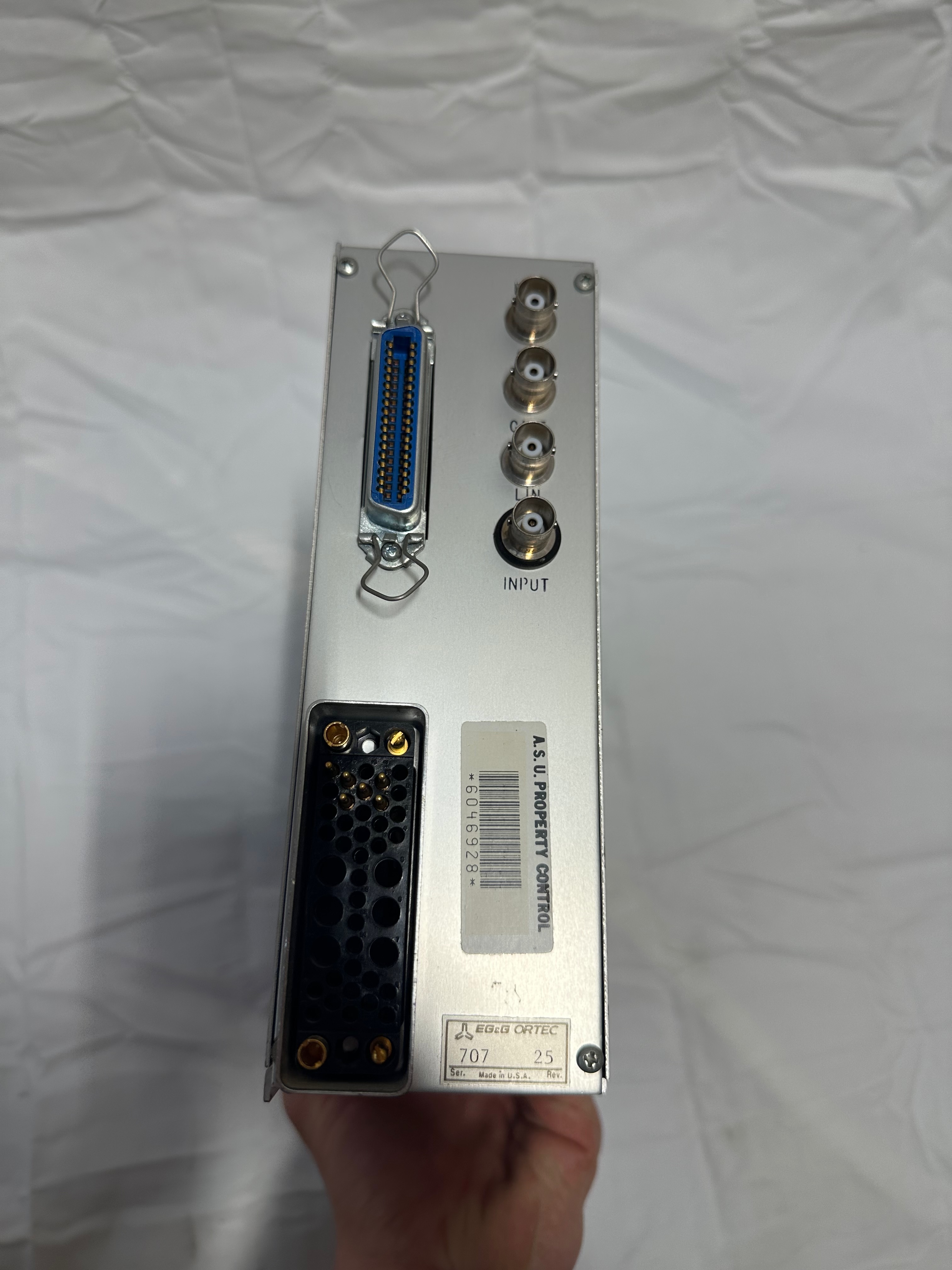 Ortec 800 Ortec 800 Analog to Digital Converter (NIM) view 3