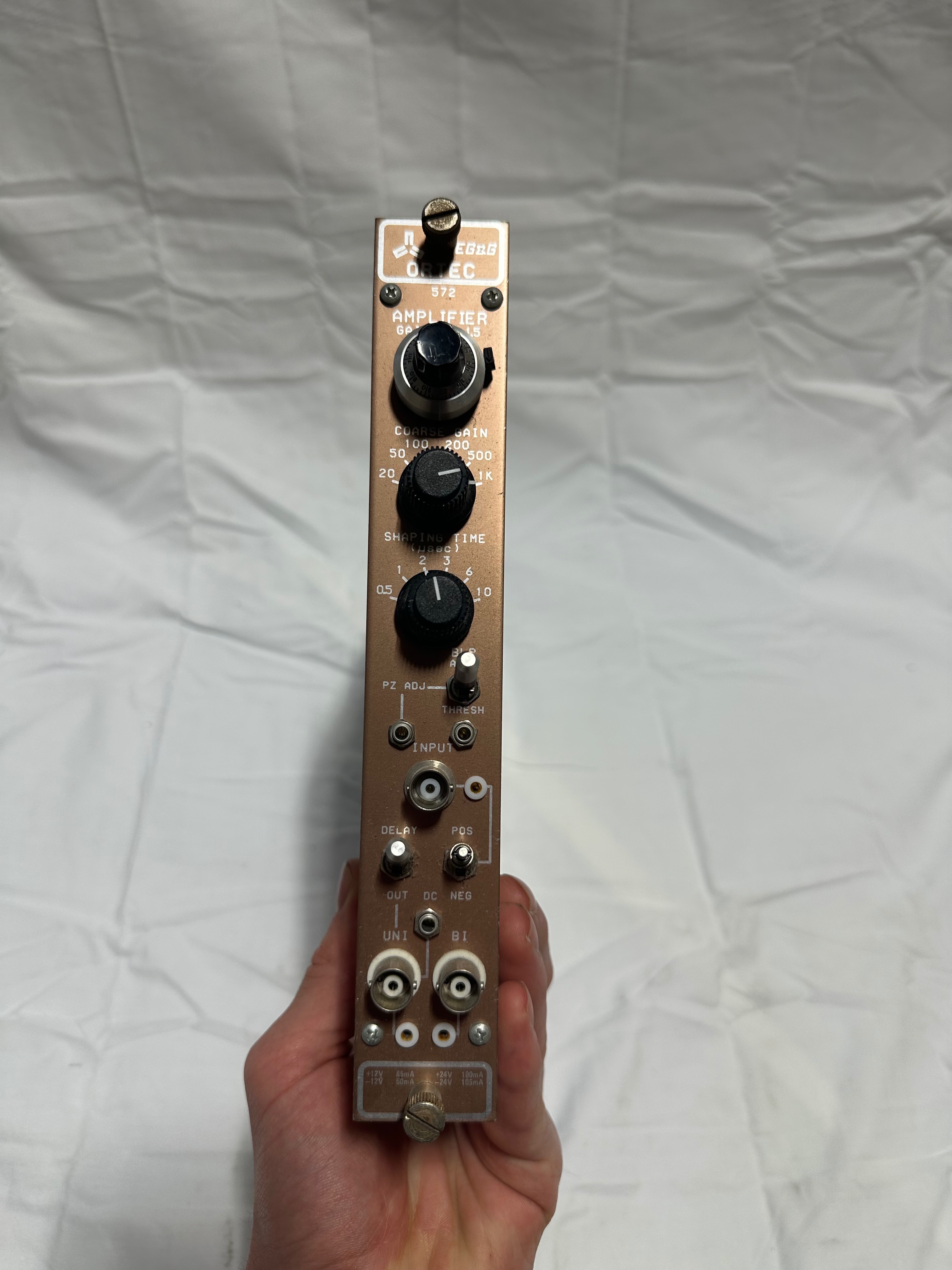Ortec 572 Ortec 572 Amplifier (NIM) view 2