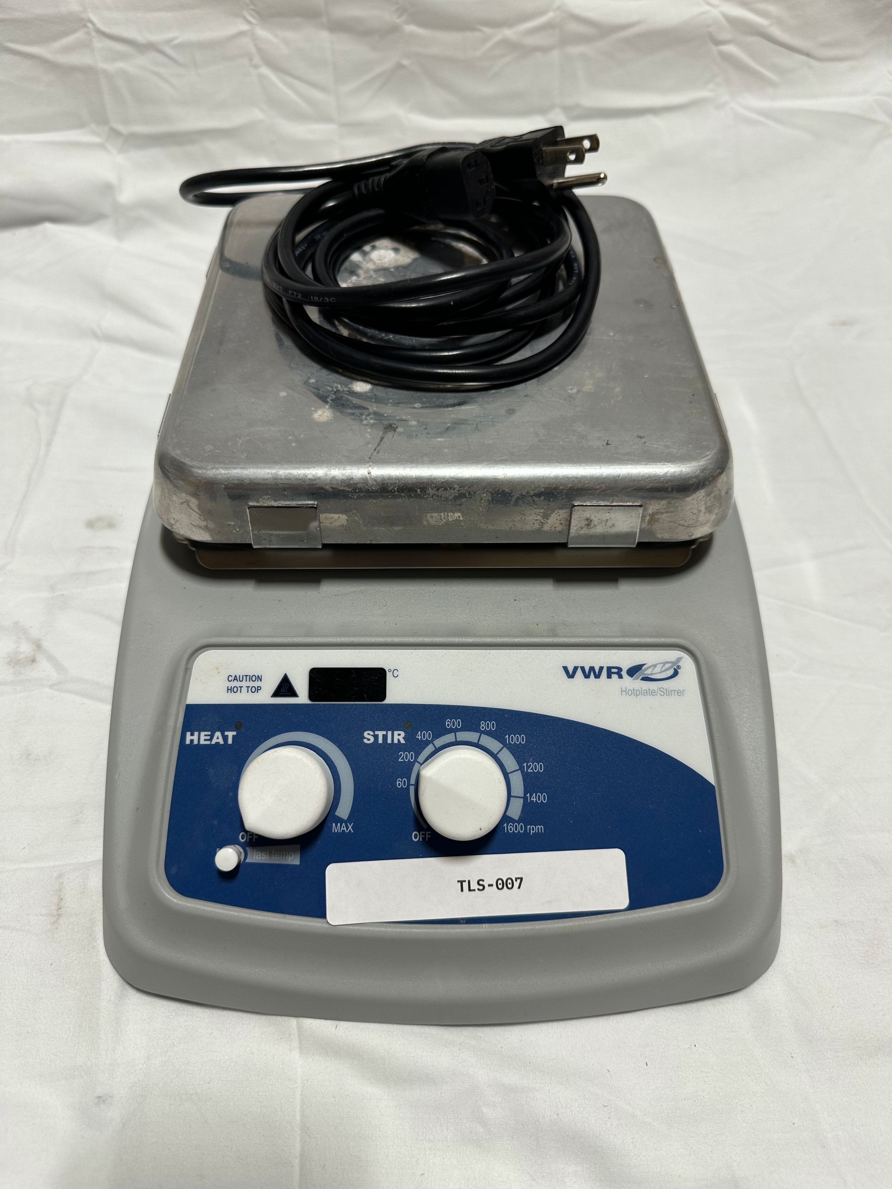 VWR VWR hotplate with magnetic stirrer
