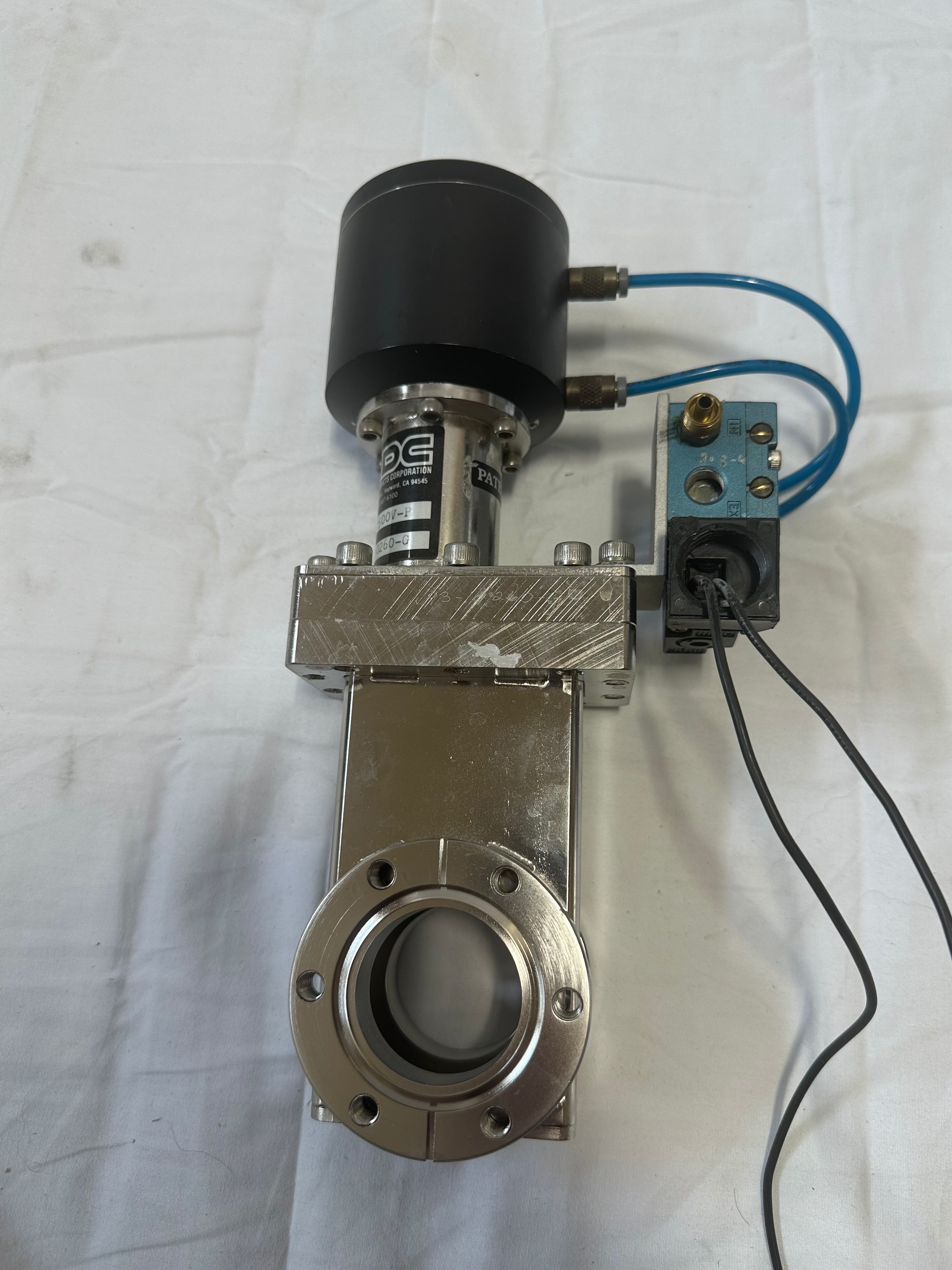 MDC GV-1500V-P CF2.75 gate valve view 3
