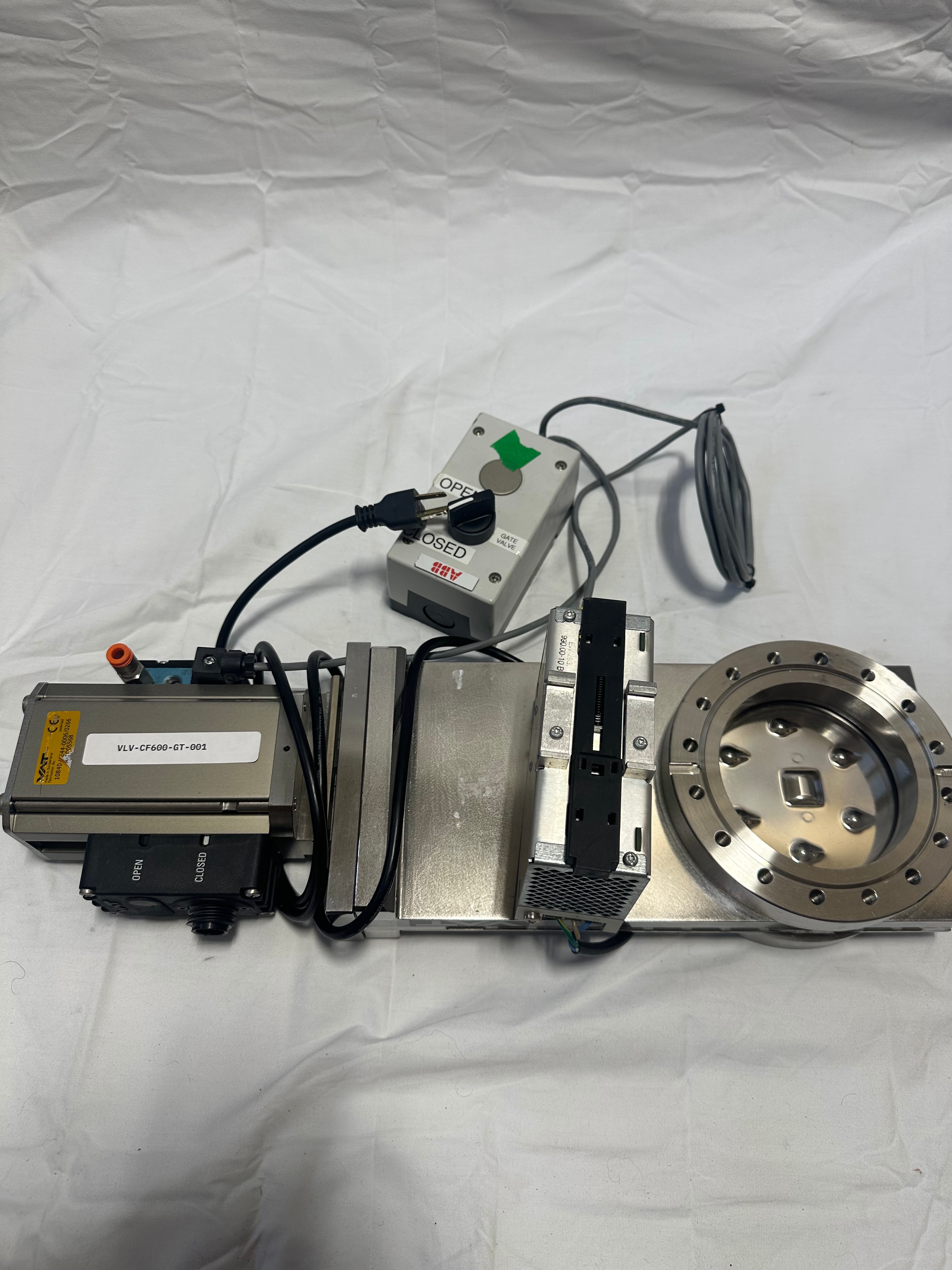 VAT CF6 gate valve