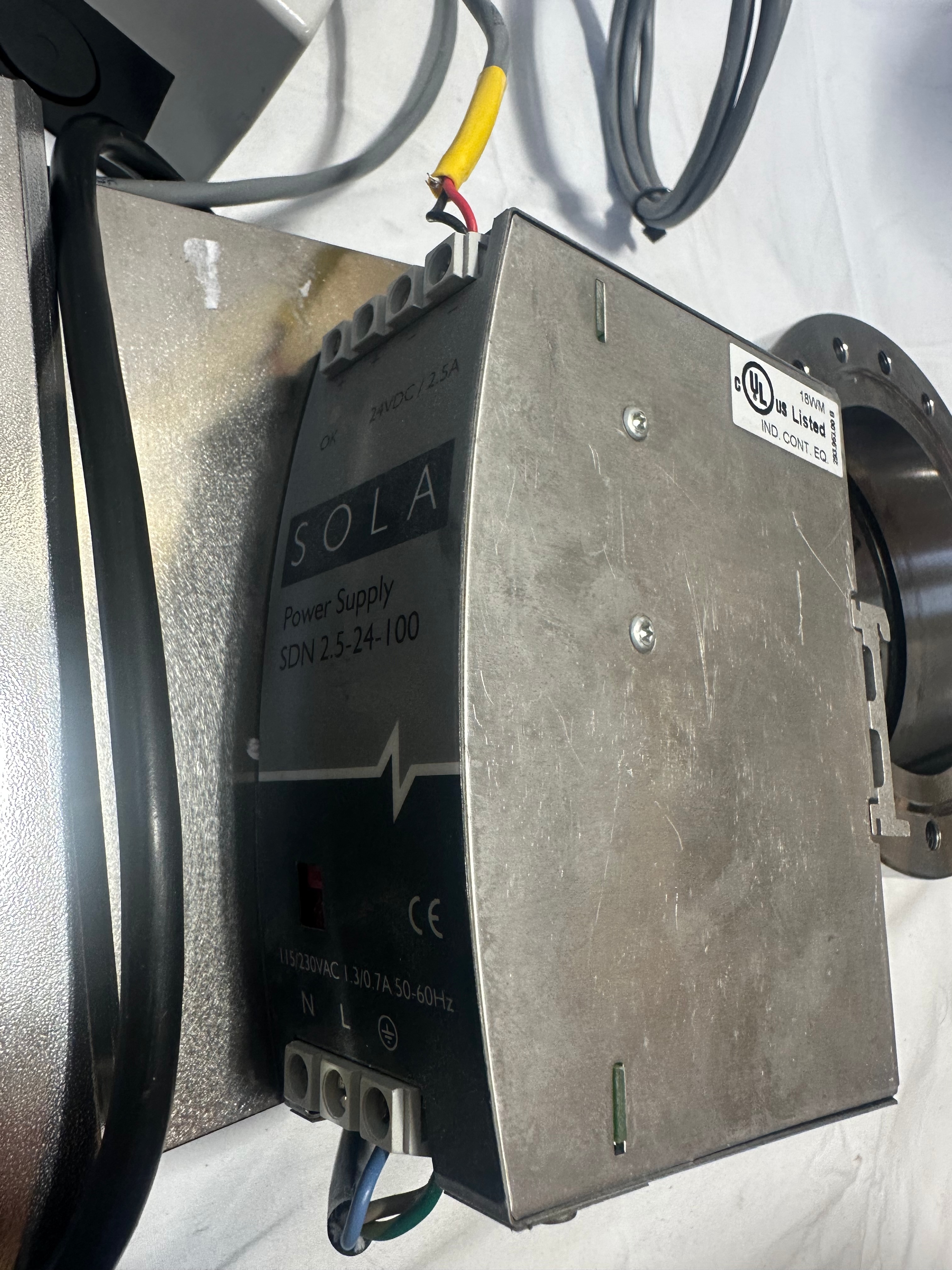 VAT CF6 gate valve view 5