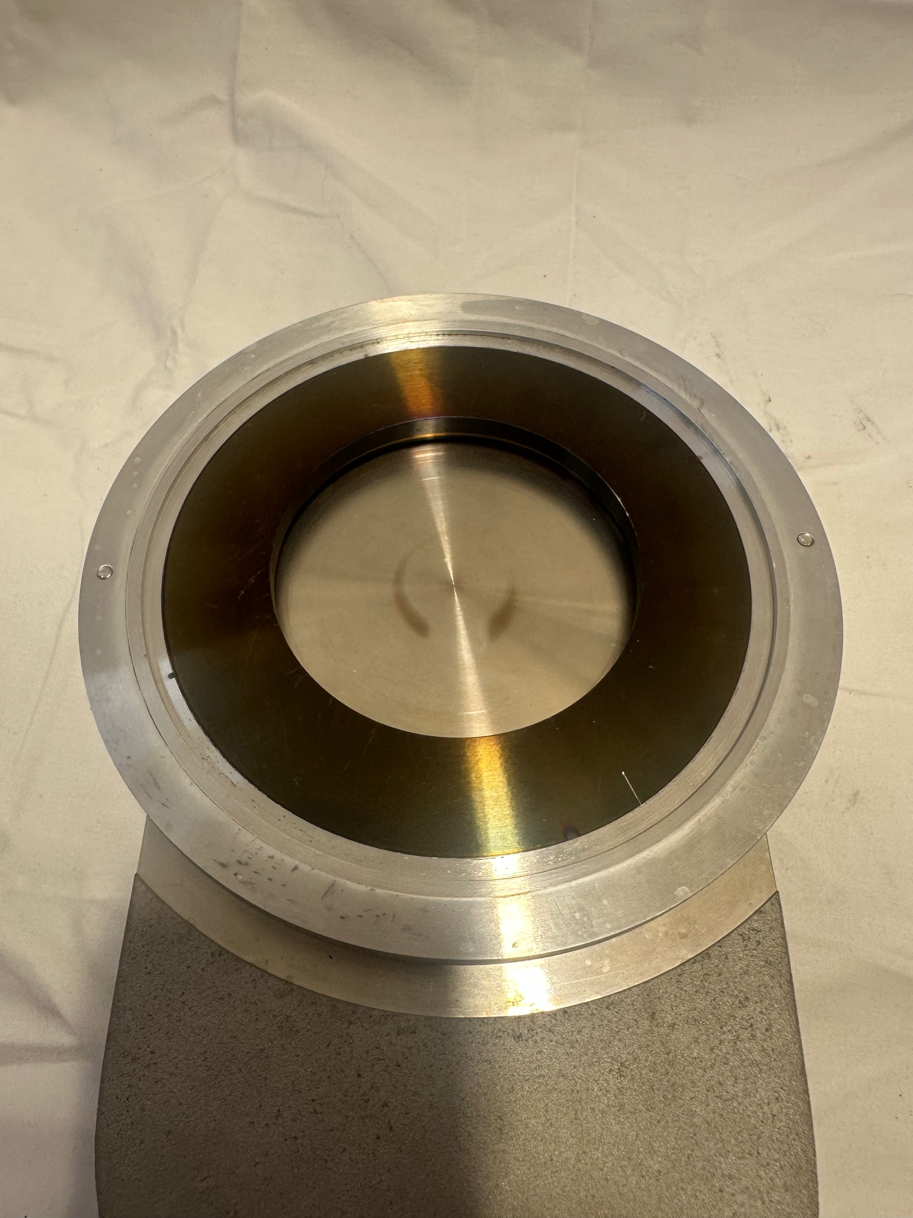 VAT ISO100 gate valve view 2