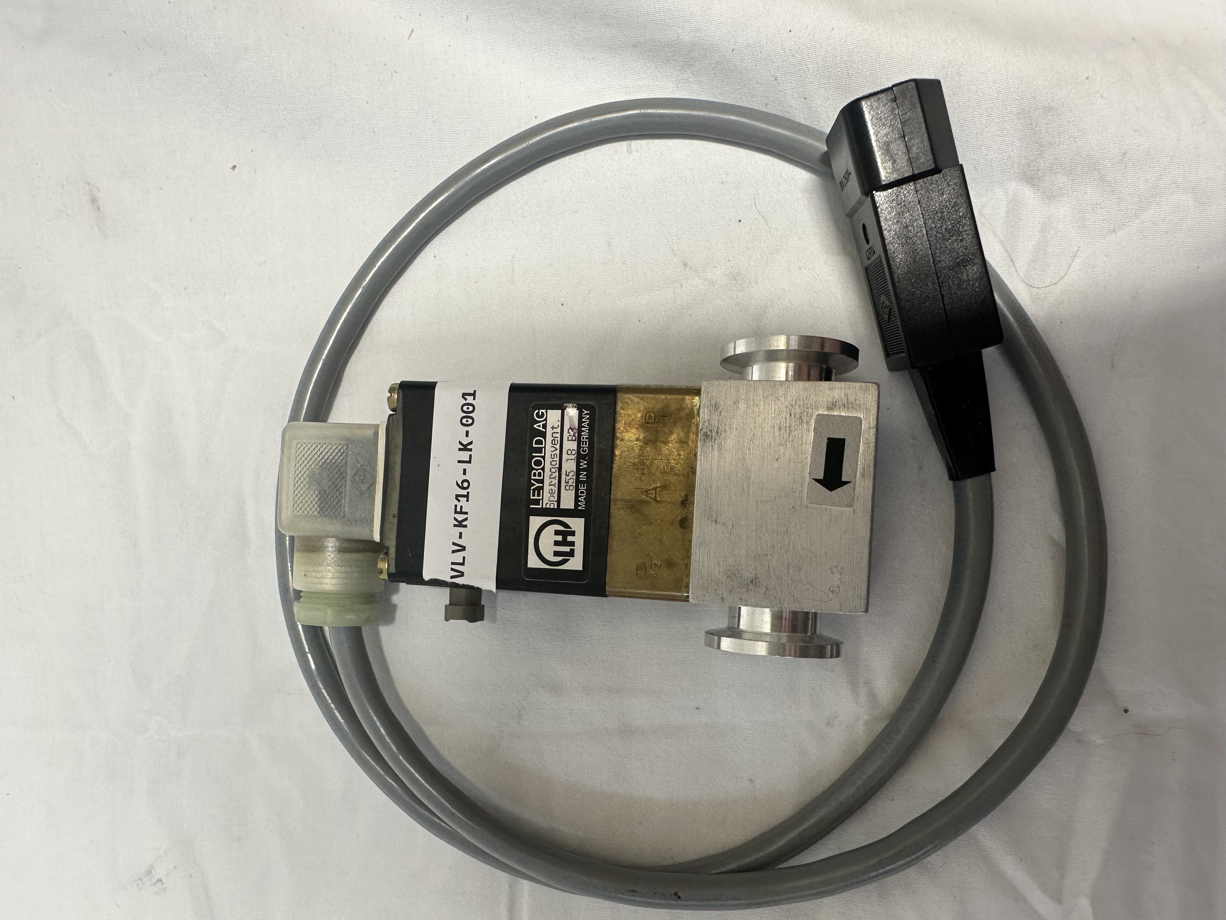 Leybold 855 18 B3 KF16 Purge/Vent Leak Valve